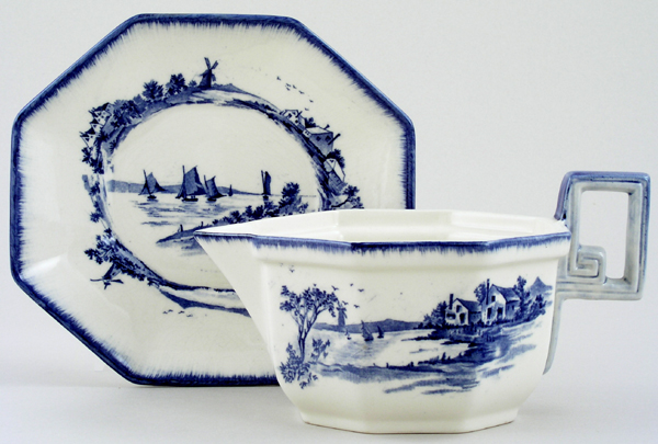 Sauce Boat with Stand c1937